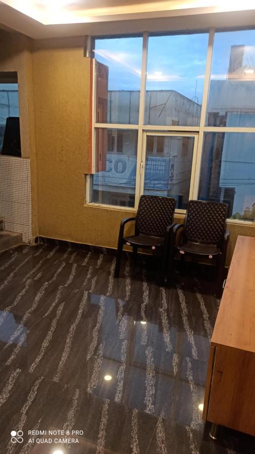 Hotel E Lodge Визакхапатнам Екстериор снимка
